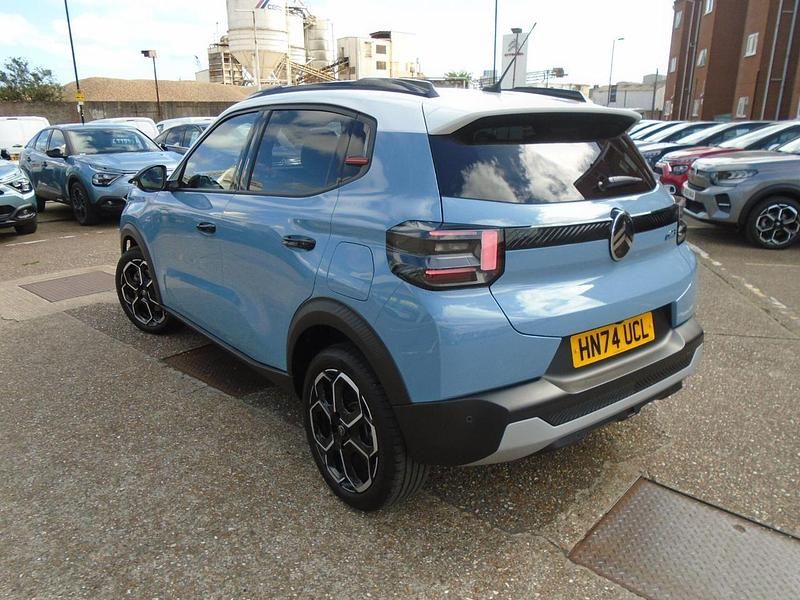 Usado Citroën e-C3 81 kW (111 HP) 2024 Azul Citadino