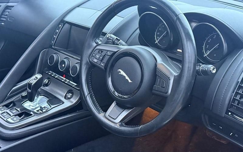 Usado Jaguar F-Type Supercharged 340 HP (250 kW) 2016 Cinzento Cabrios