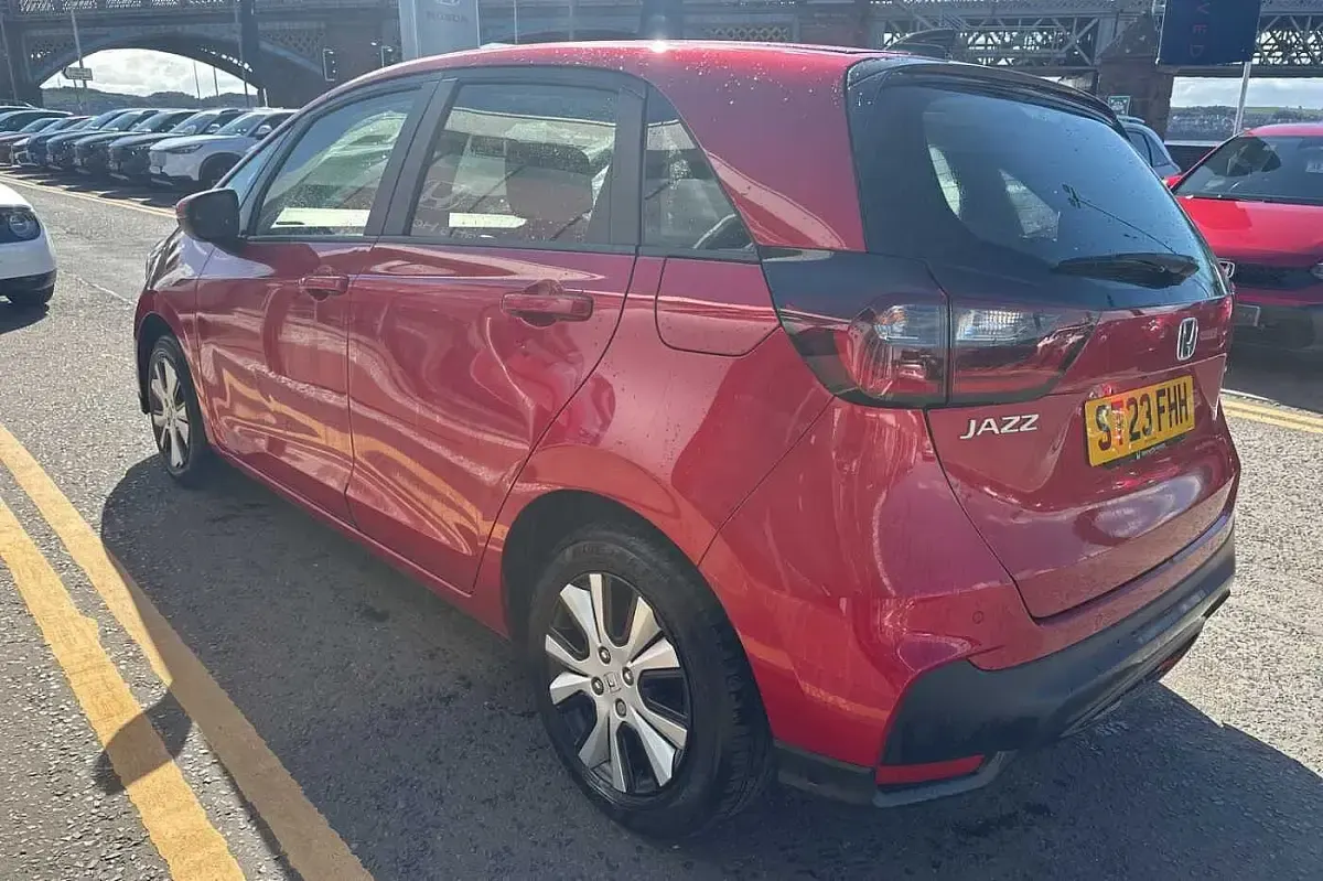 Used Honda Jazz Elegance 122 HP (89 kW) 2023 Crystal red Hatchback
