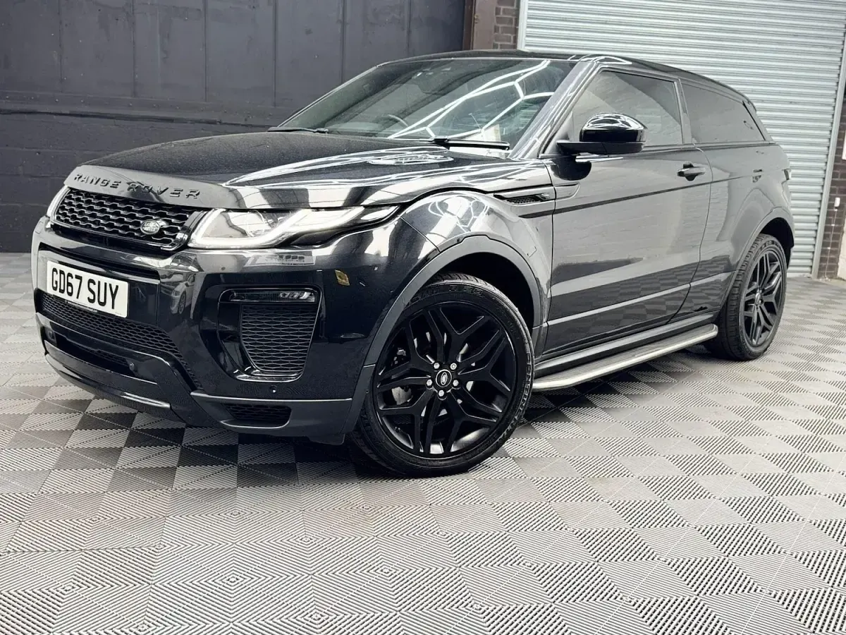 Used Land Rover Range Rover evoque HSE Dynamic 2017 Black Coupe