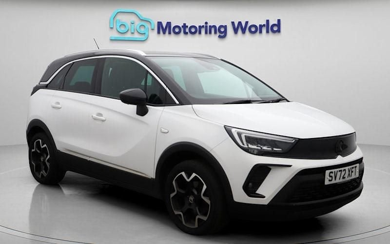 Used 2024 Vauxhall Crossland Ultimate SUV | £12,300 (Super price) - Image 1/4