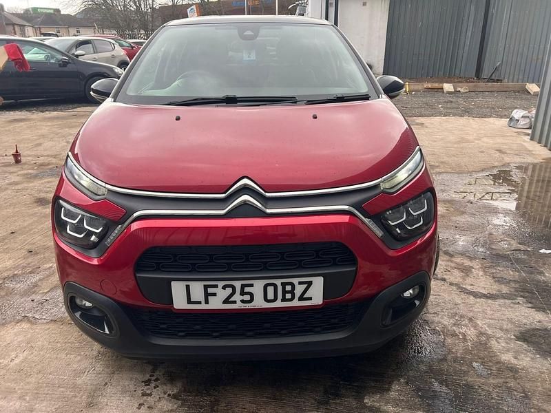 New Citroën C3 PureTech 110 HP (80 kW) 2025 Red SUV
