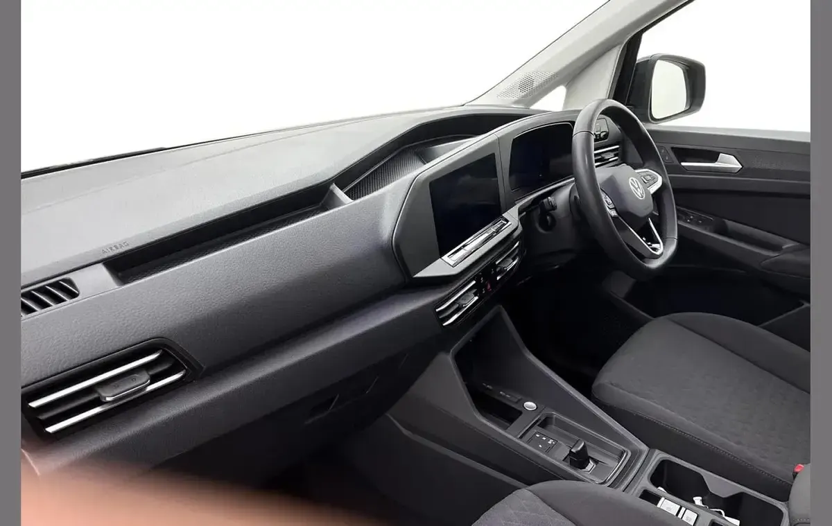 Used VW Caddy Maxi Life 122 HP (89 kW) 2025 Black MPV