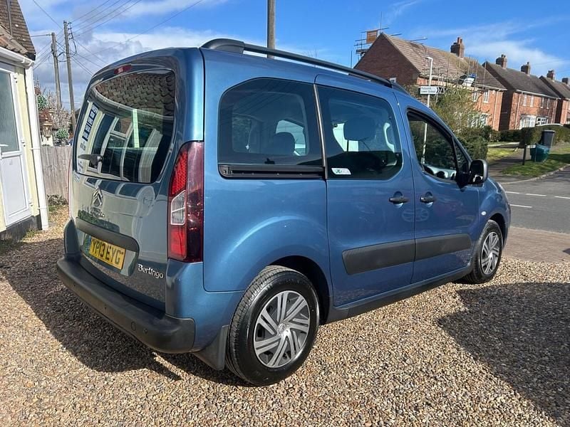 Used Citroën Berlingo XTR 90 HP (66 kW) 2013 Blue MPV