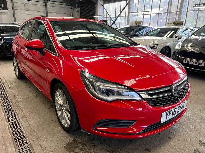 Used Vauxhall Astra 2016 Red Hatchback