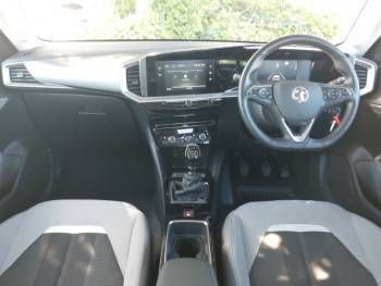 Image 3/4