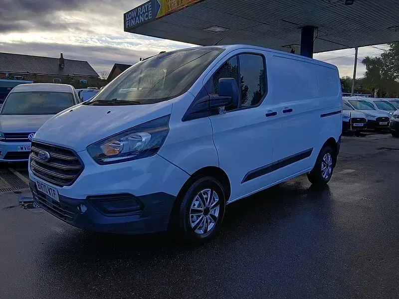 Used Ford Transit Custom 105 HP (77 kW) 2020 White Van