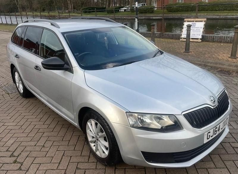 Used Skoda Octavia 2014 Silver Hatchback