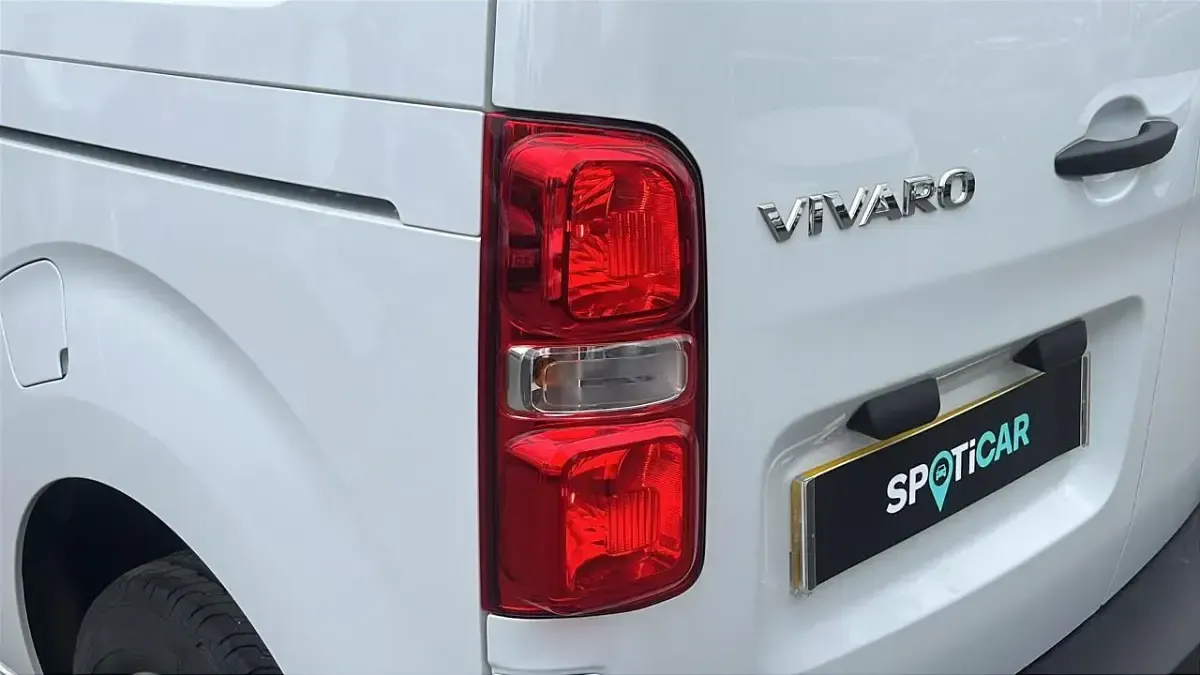 Used Vauxhall Vivaro S 118 HP (86 kW) 2024 White MPV