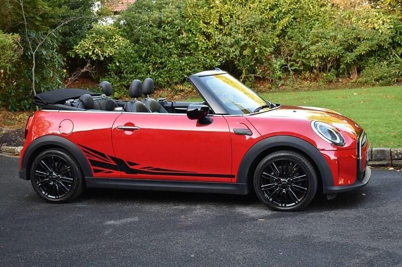 Used Mini Cooper Cabriolet Exclusive 136 HP (100 kW) 2022 Red Cabriolet