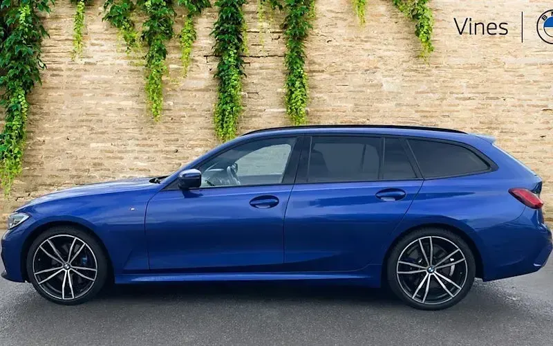 Used BMW 320 M Sport 190 HP (139 kW) 2019 Blue Estate