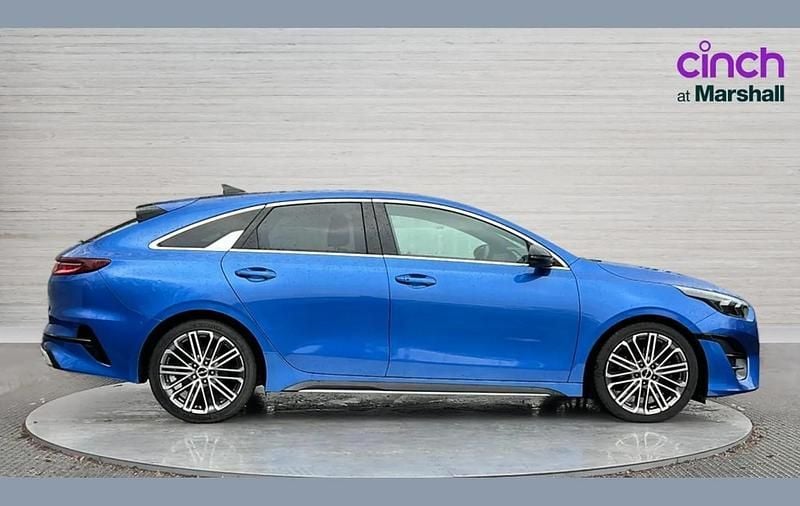 Used Kia ProCeed GT-Line S 157 HP (115 kW) 2023 Blue Estate