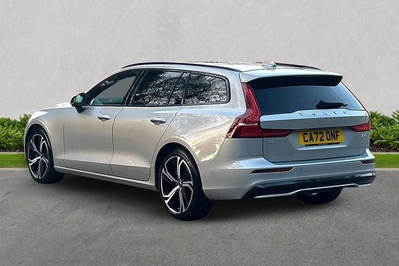 Used Volvo V60 Ultimate 163 HP (119 kW) 2022 Silver Estate