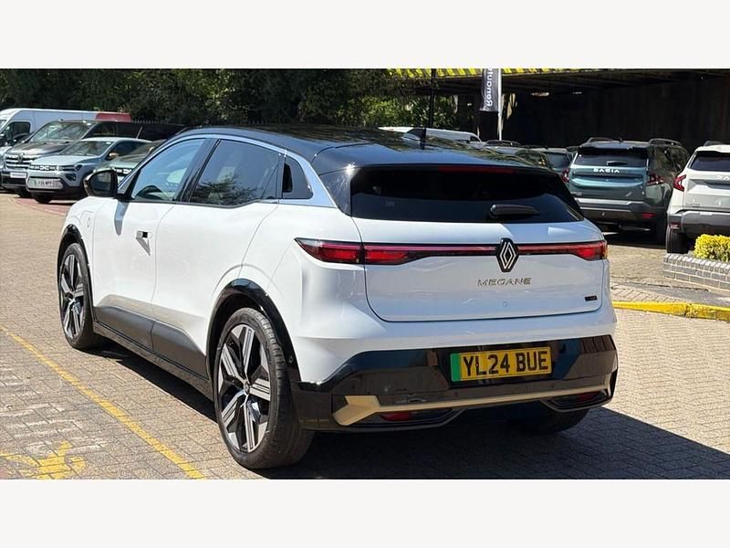 Usado Renault Megane E-Tech Iconic 160 kW (218 HP) 2024 Citadino