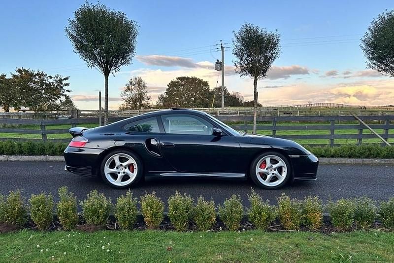 Used 2002 Porsche 911 Carrera 4 Coupe | £27,950 (Expensive) - Image 1/1