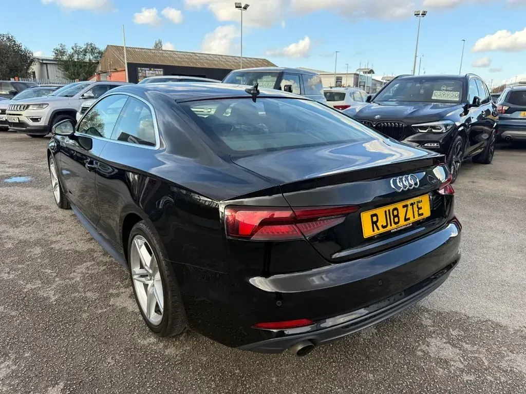 Second-hand Audi A5 S-Line 150 CP (110 kW) 2018 Negru Coupe