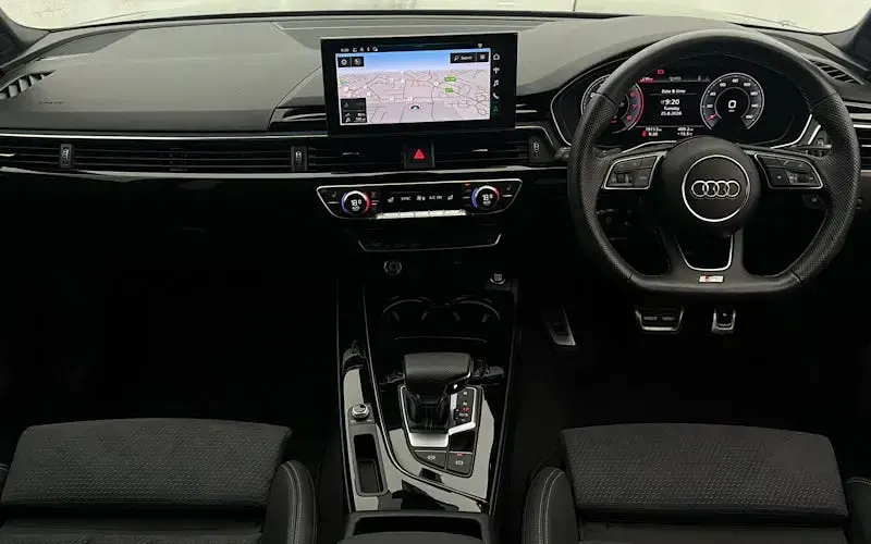 Used Audi A4 Black Edition 204 HP (150 kW) 2023 Grey Estate
