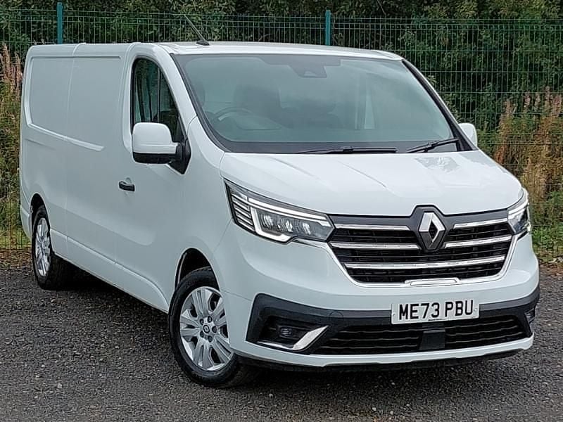 White Used 2024 Renault Trafic Van | £19,998 (A bit pricey) - Image 1/4