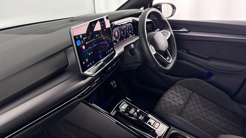 Used VW Golf VIII R-line 150 HP (110 kW) 2025 Black Hatchback