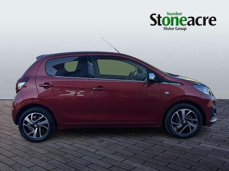 Used Peugeot 108 Collection 71 HP (52 kW) 2021 Red Hatchback