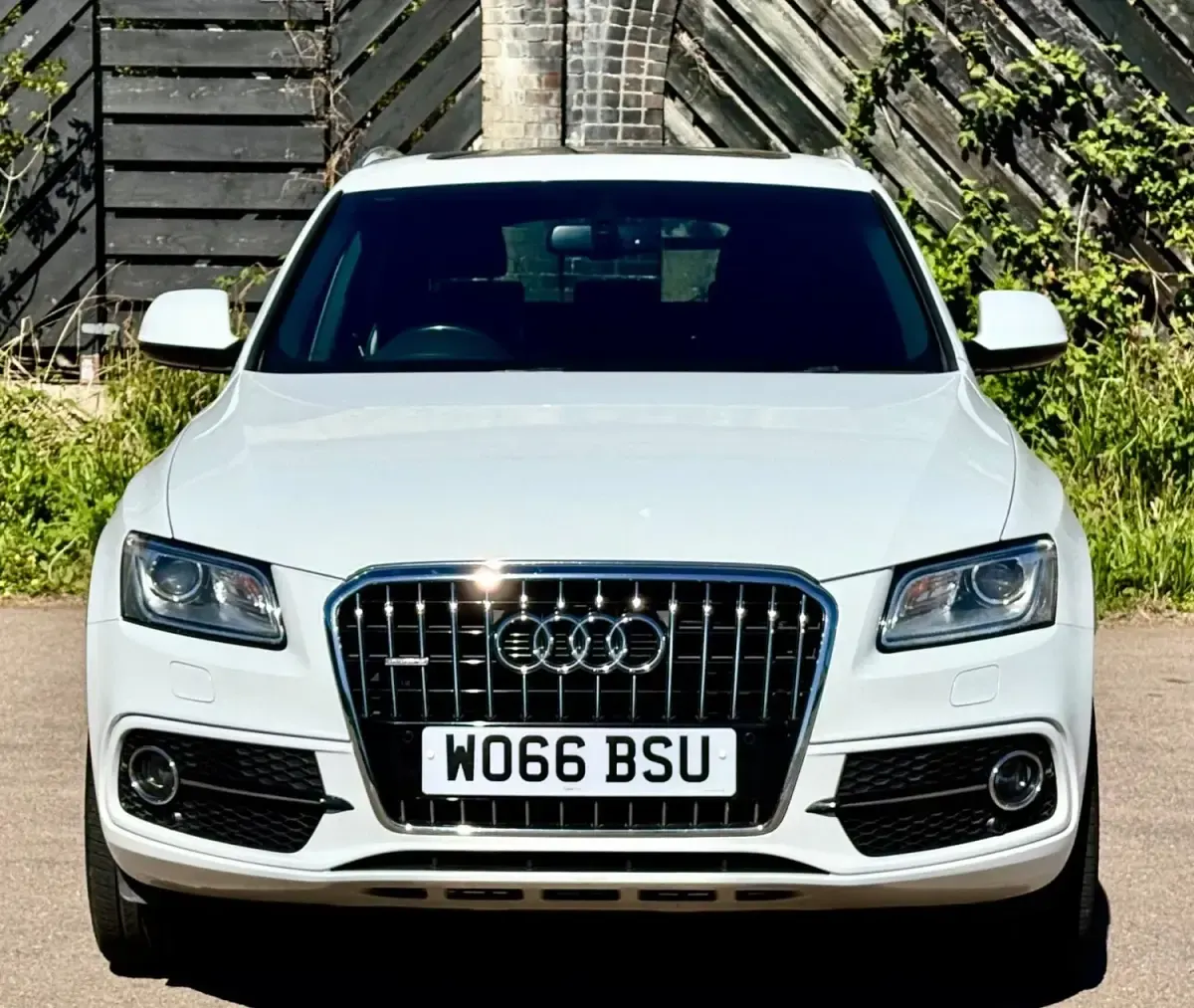 Used Audi Q5 S-Line 190 HP (139 kW) 2017 White SUV