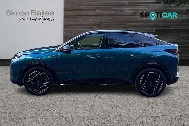 Used Peugeot e-3008 GT 152 kW (207 HP) 2024 Blue SUV