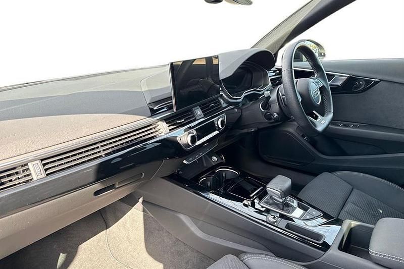 Used Audi A4 Black Edition 204 HP (150 kW) 2023 Grey Estate