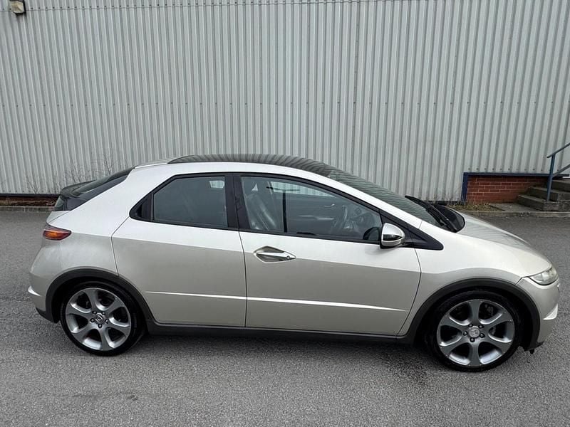 Used Honda Civic EX 138 HP (101 kW) 2008 Silver Hatchback