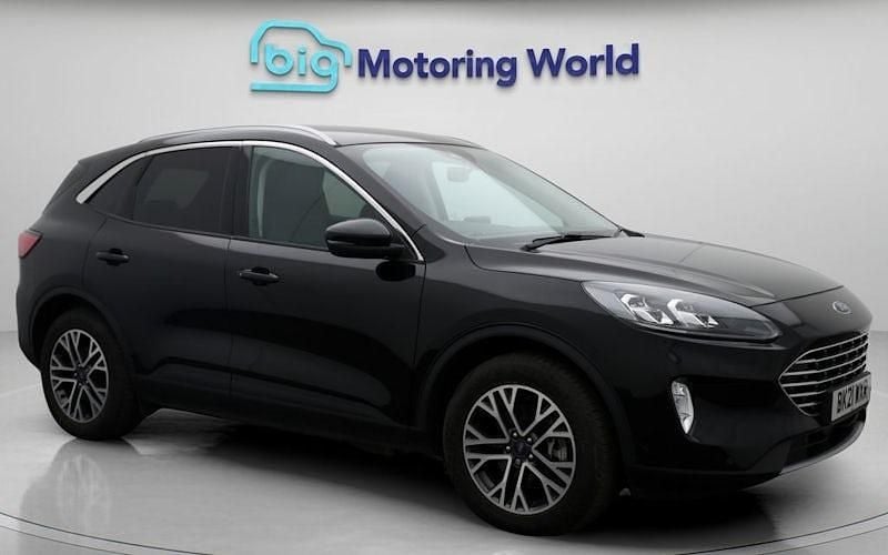 Used 2020 Ford Kuga Titanium SUV | £16,300 (Good price) - Image 1/4