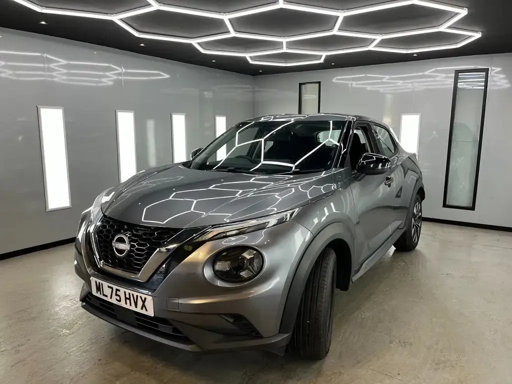 Used Nissan Juke Acenta 114 HP (83 kW) 2025 Grey SUV