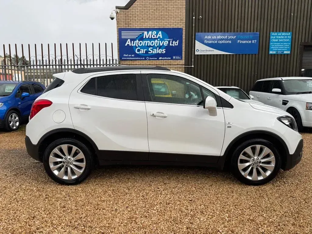 Used Vauxhall Mokka S 115 HP (84 kW) 2016 White SUV