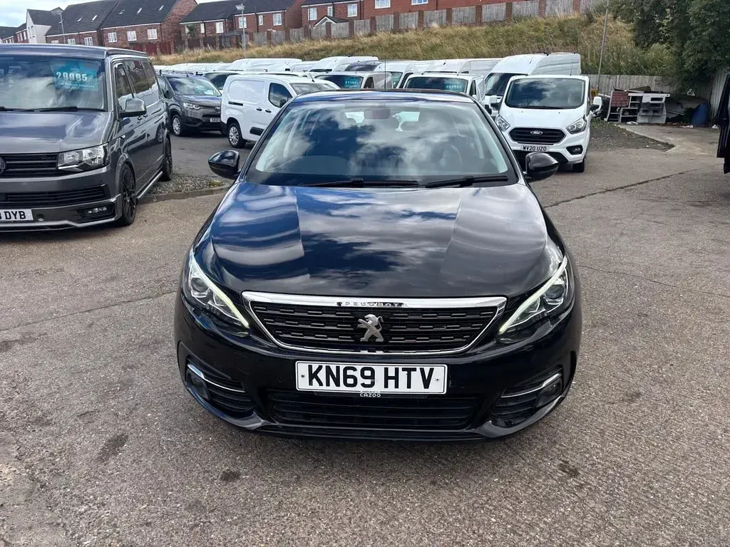 Used Peugeot 308 Allure 130 HP (95 kW) 2019 Black Hatchback
