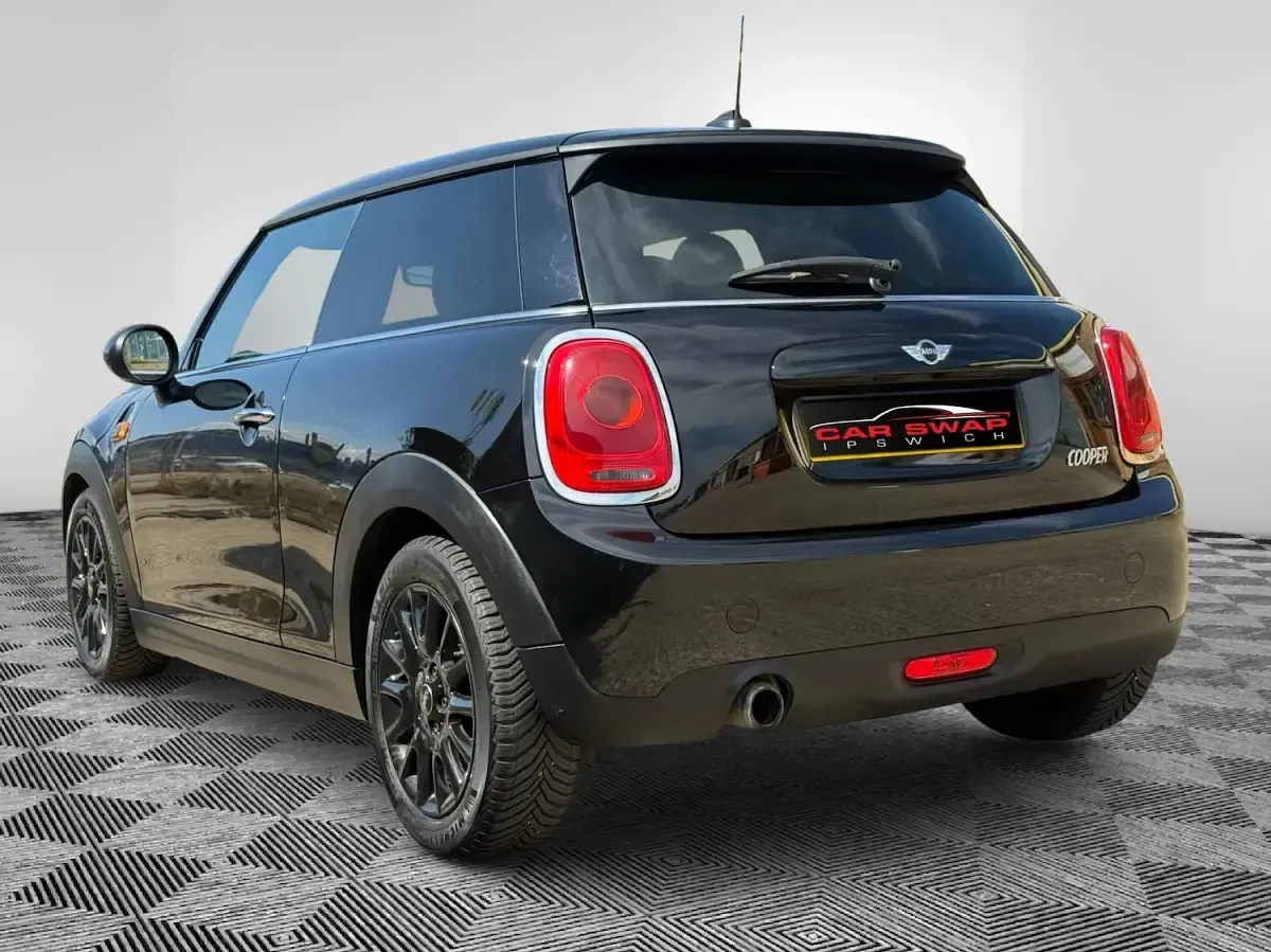 Used Mini Cooper Hatch 136 HP (100 kW) 2016 Black Hatchback