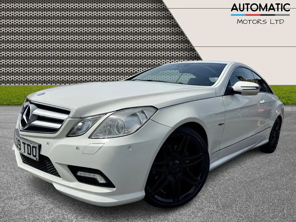 Used Mercedes E350 2009 White Coupe