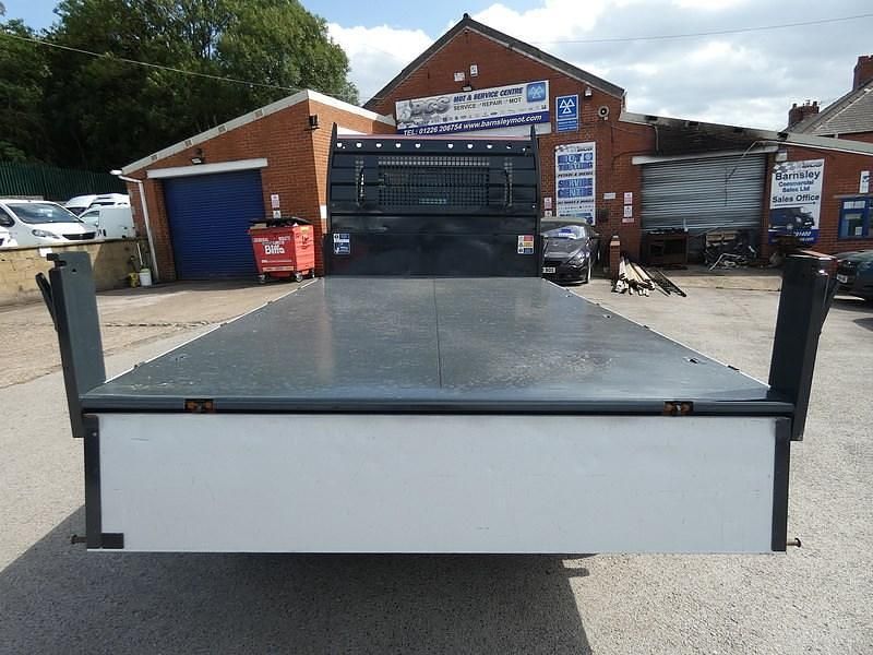 Used Peugeot Boxer 2018 Alpine white Van