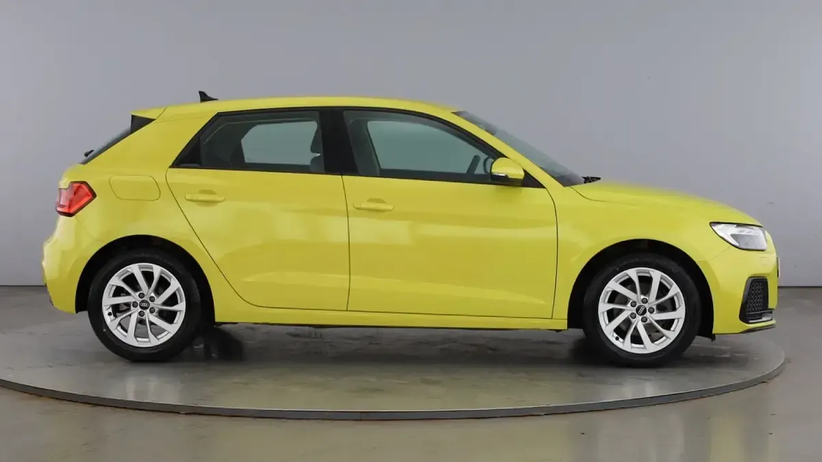 Used Audi A1 Sportback Sport 2020 Python yellow Hatchback