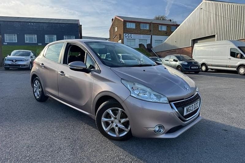 Pink Used 2013 Peugeot 208 Active Hatchback | £2,950 (Fair price) - Image 1/1