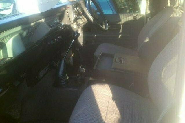 Used Land Rover Defender 90 HP (66 kW) 1990 SUV