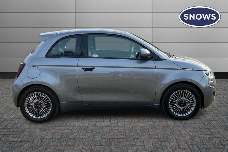 Grey New 2024 Fiat 500e Icon Hatchback | £19,493 (Expensive) - Image 1/4