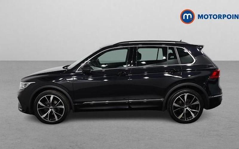 Used VW Tiguan R-line 150 HP (110 kW) 2023 Black SUV