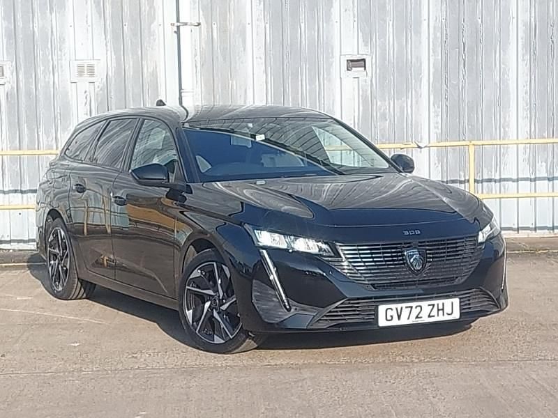 Used Peugeot 308 Allure Premium 131 HP (96 kW) 2023 Black Estate