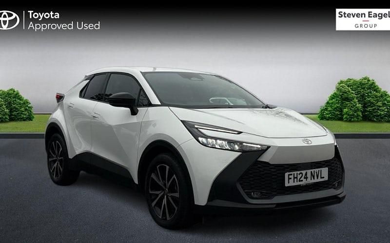 Used 2025 Toyota C-HR Design SUV | £25,040 (Good price) - Image 1/4