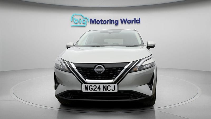 Used Nissan Qashqai N-Connecta 190 HP (139 kW) 2023 Silver SUV