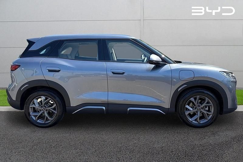 Usado BYD Atto 2 Boost 130 kW (177 CV) 2025 Gris SUV
