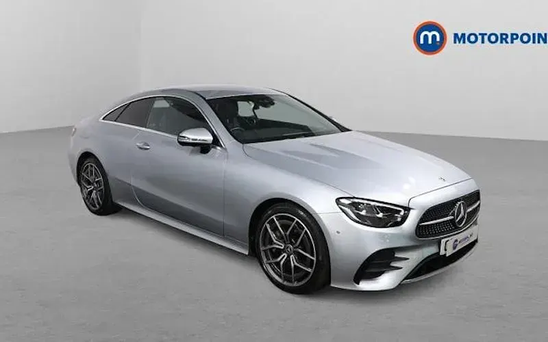 Second-hand Mercedes E300 AMG Line Premium 258 CP (189 kW) 2022 Coupe