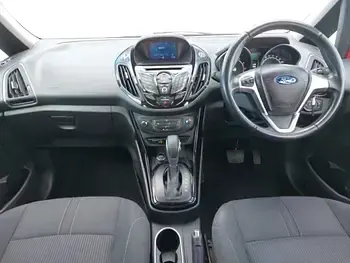 Used Ford B-MAX Zetec 105 HP (77 kW) 2017 Red MPV