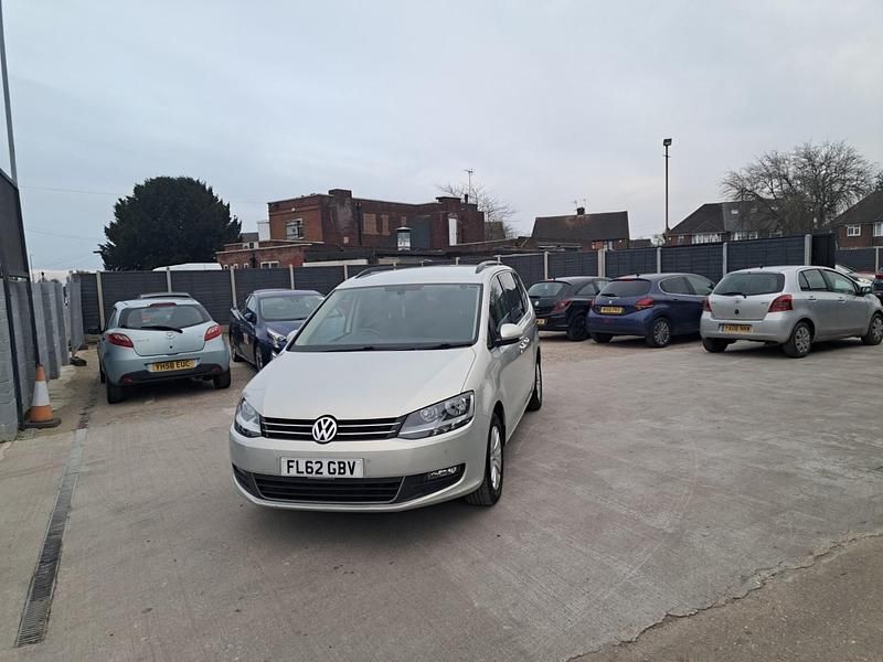 Begagnad VW Sharan SE 2012 Silver Minibuss