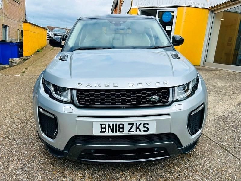 Used Land Rover Range Rover evoque HSE Dynamic 2018 Silver Estate