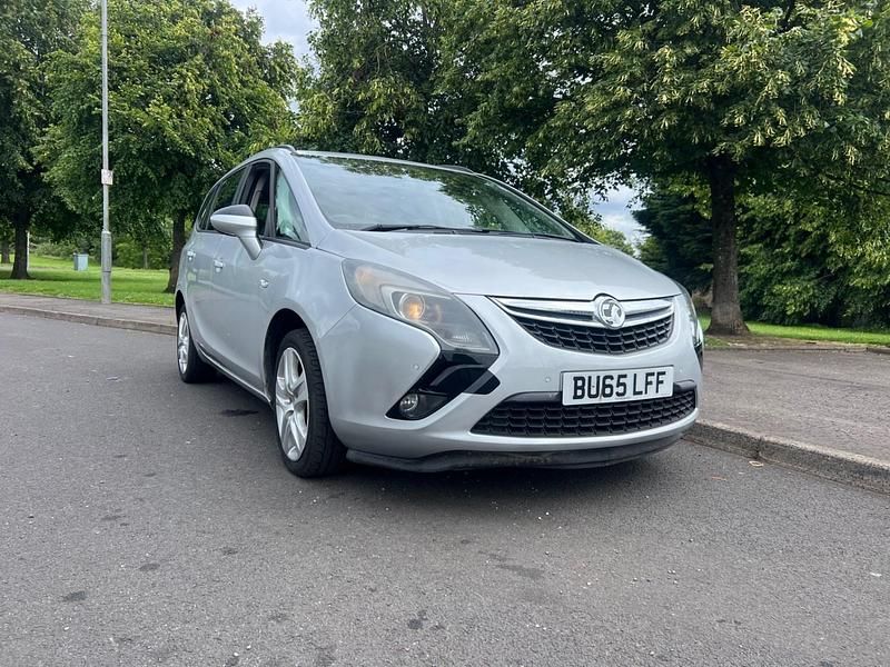 Silver Used 2015 Vauxhall Zafira MPV | £3,800 (Super price) - Image 1/4