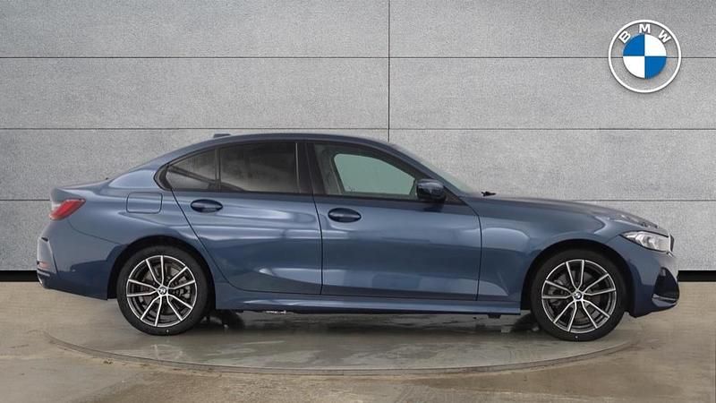 Used BMW 330e Sport Line 288 HP (211 kW) 2025 Blue